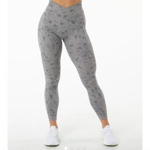 Alphalete Surface Power Legging